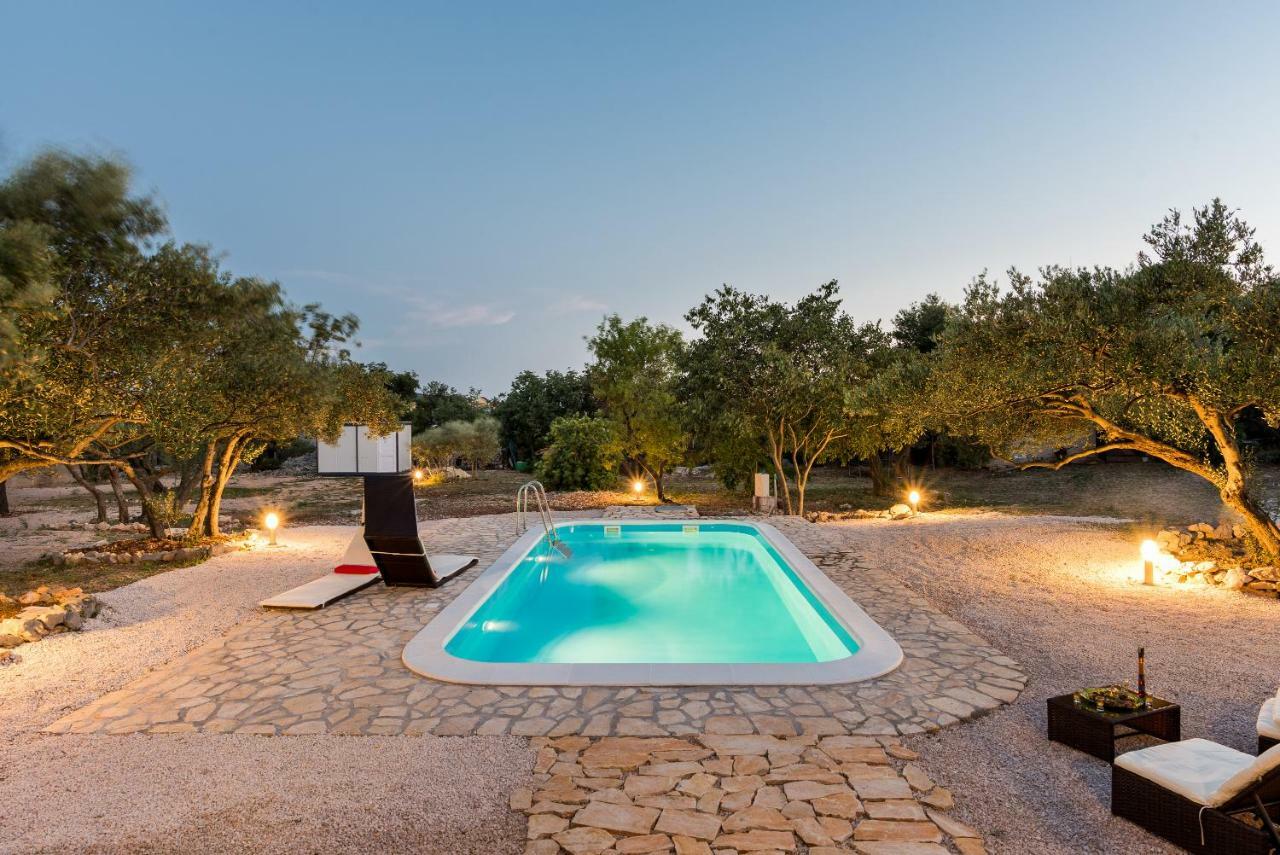 Authentic Camping Dalmatia Pirovac Buitenkant foto